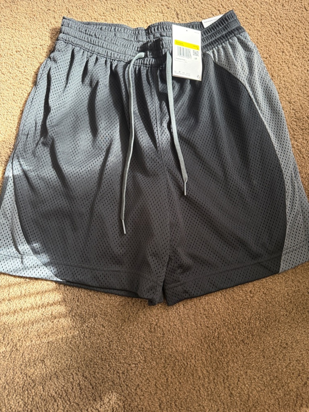 Nike Women's Athletic Mesh Shorts - Gray Size S NWT